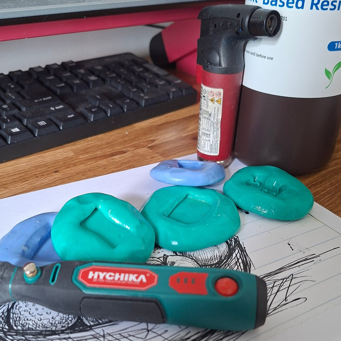 The Art of Not Being Able to Draw a Straight Line