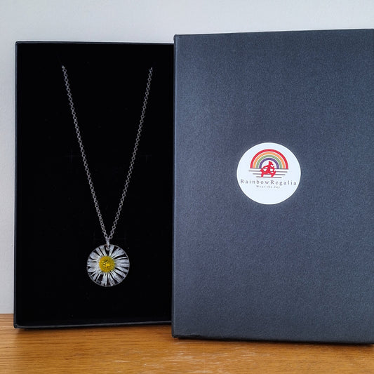 Daisy Pendant