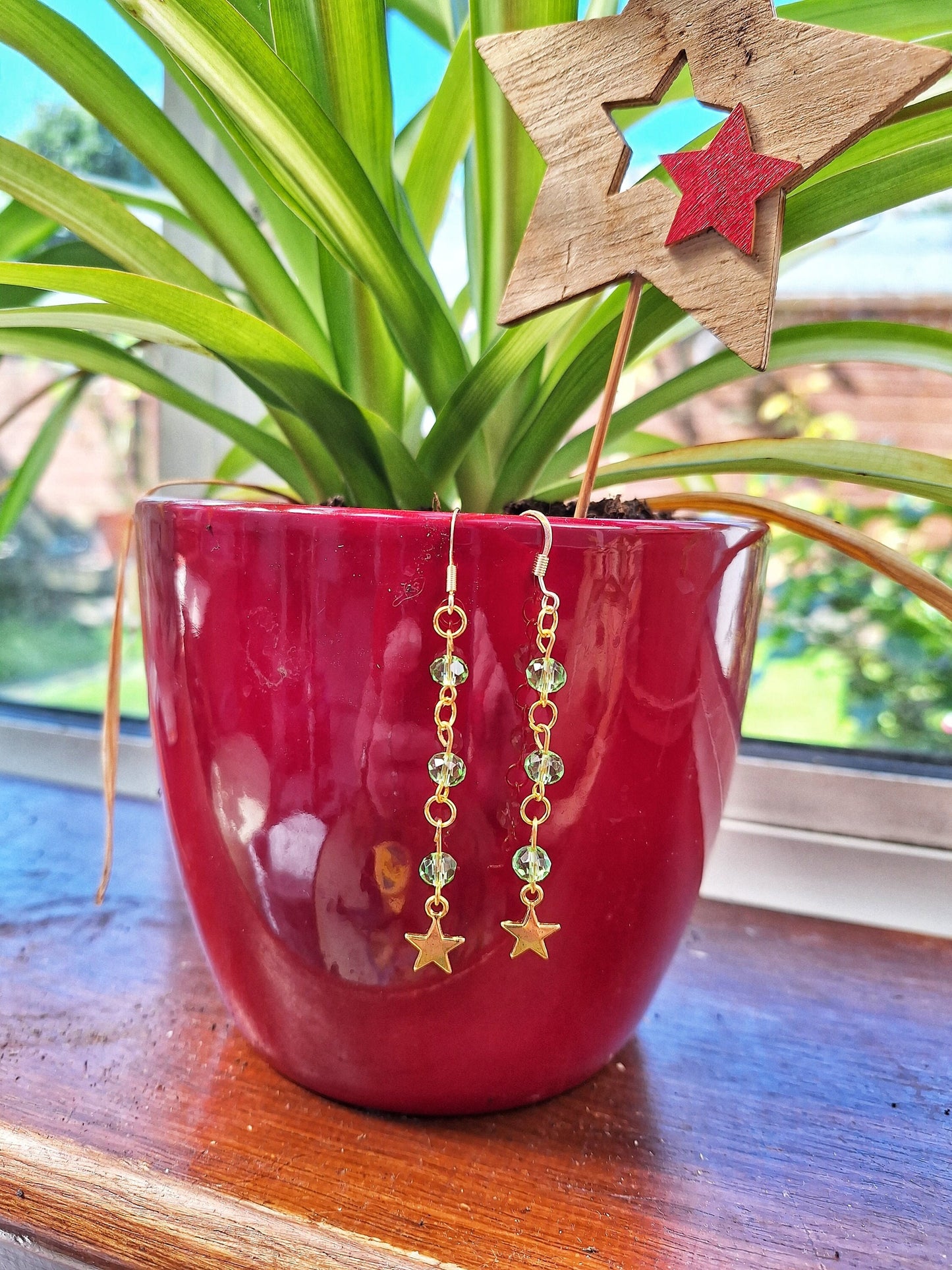 Green Chain Drop Star Earrings