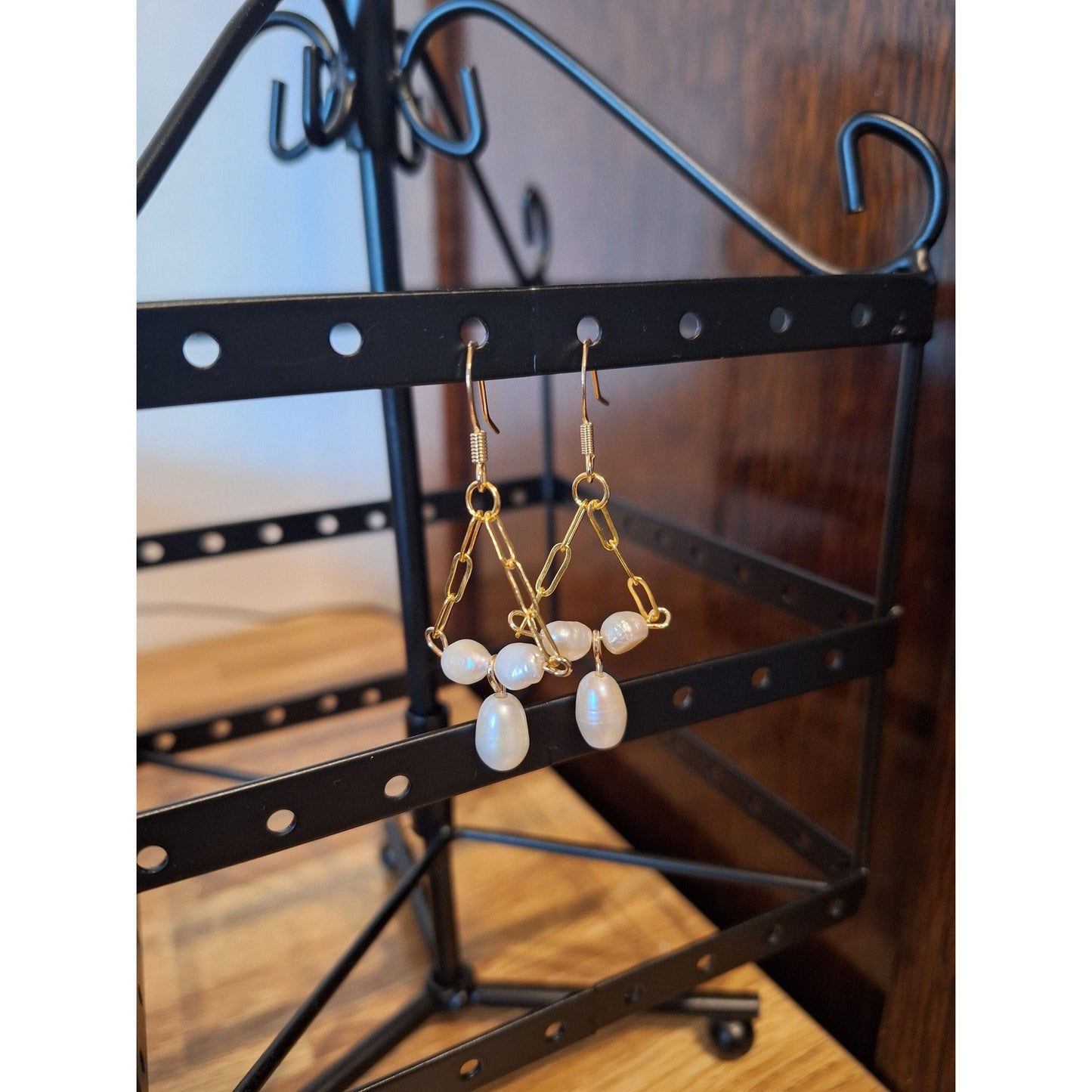 Victoria Pearl Earrings