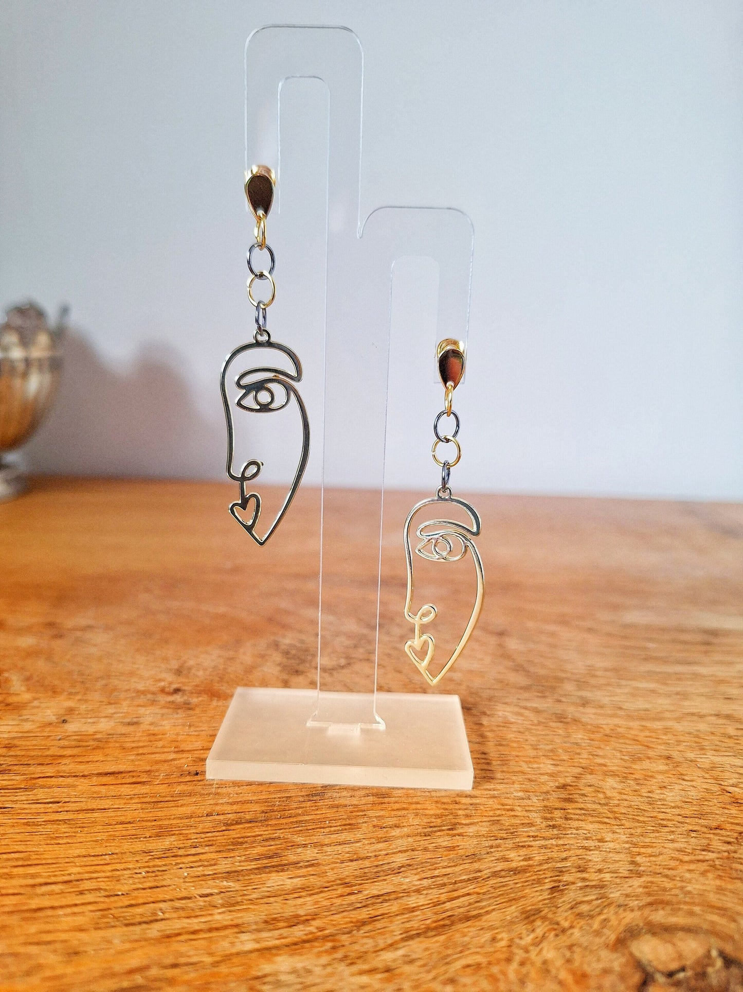 Alma Abstract Face Earrings