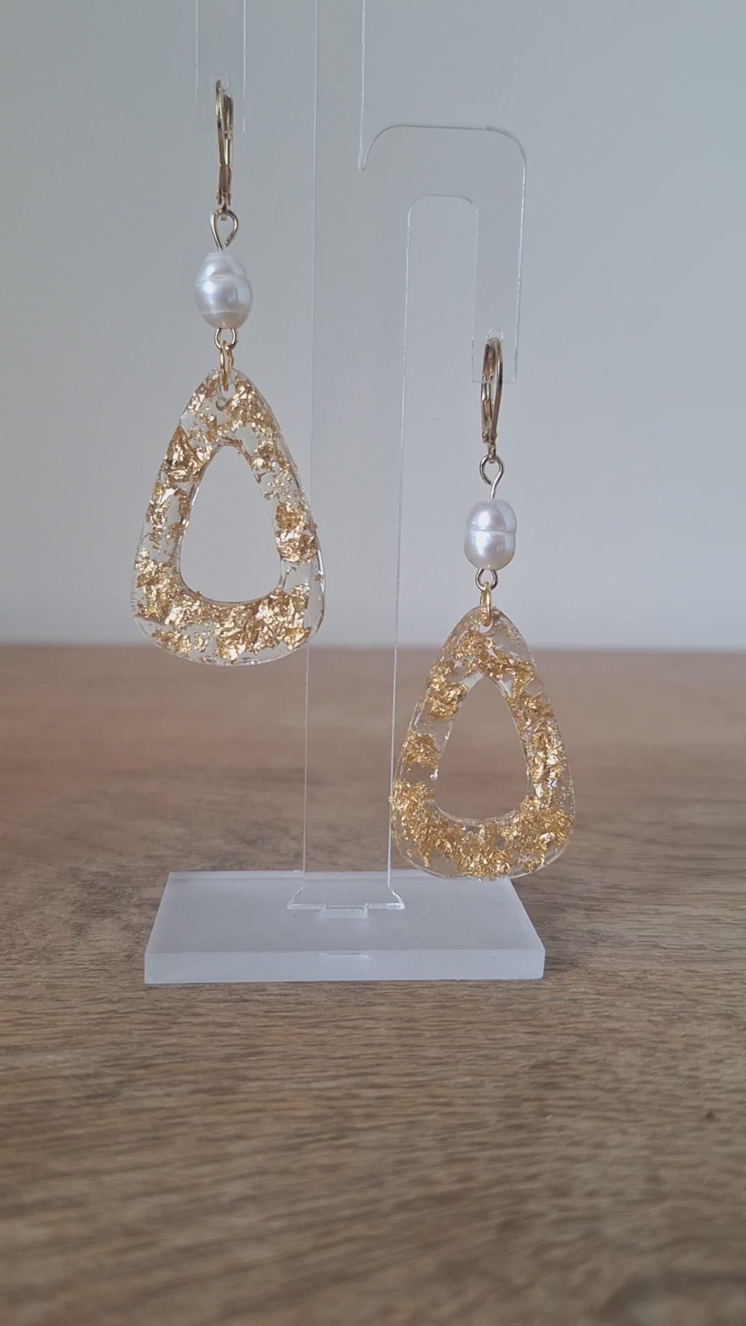 Eldora Pearl Earrings