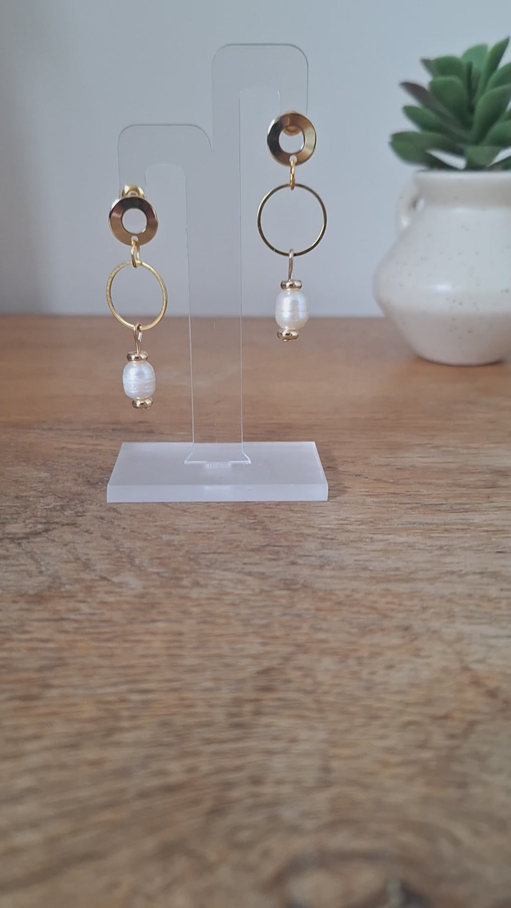 Ailbhe Pearl Earrings